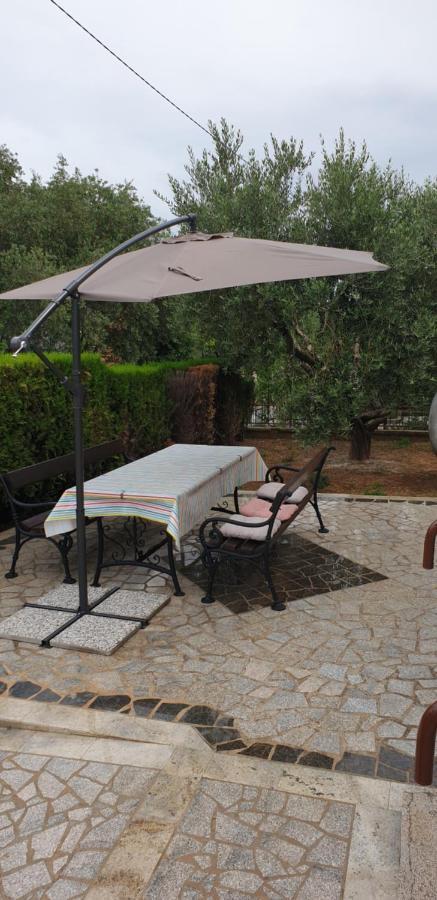 Apartman Lena Πούλα Εξωτερικό φωτογραφία