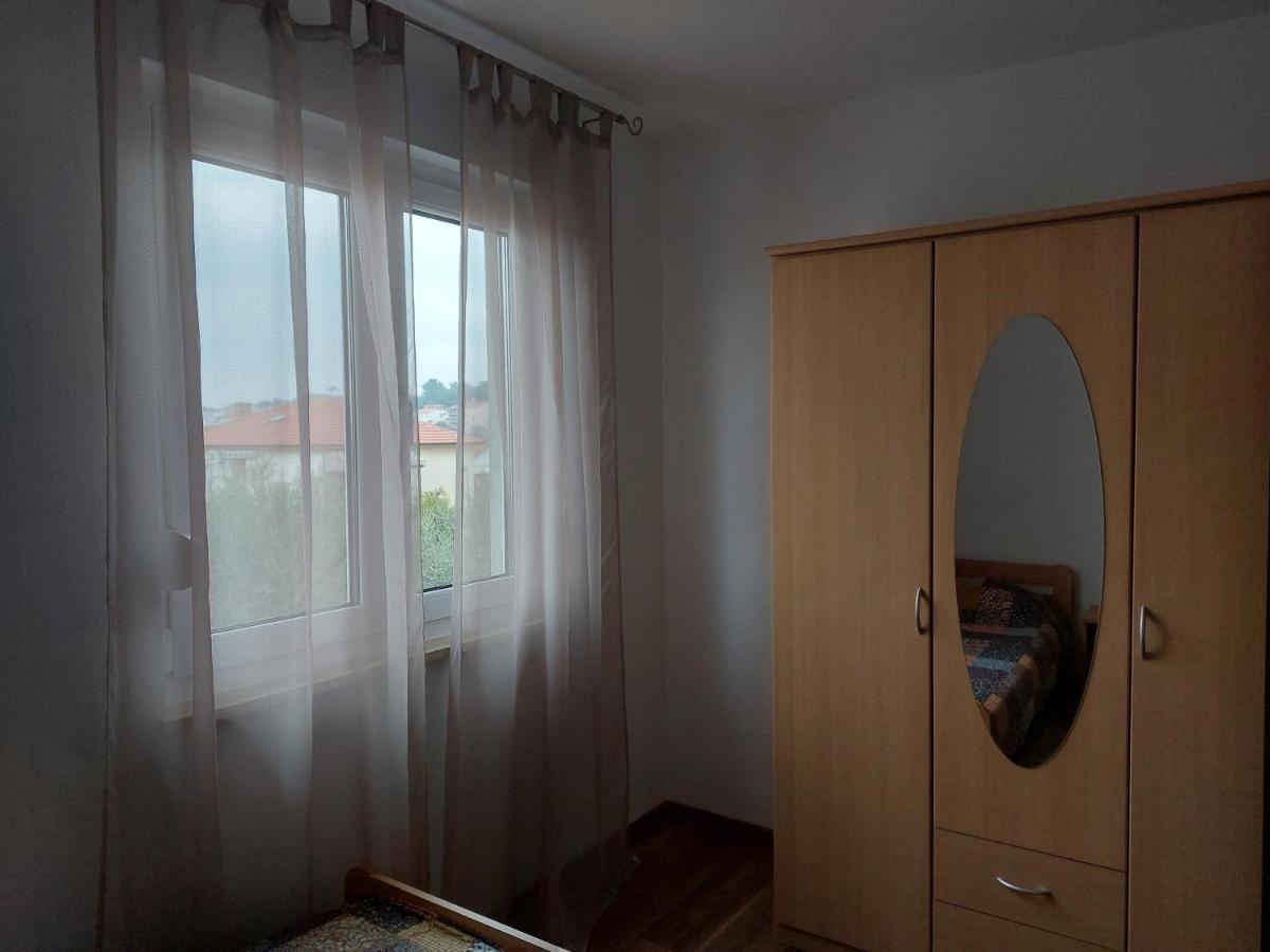 Apartman Lena Πούλα Εξωτερικό φωτογραφία